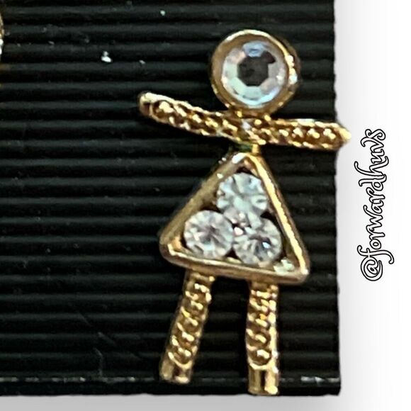 Details brand Set of Three People Pins NWT - Picture 9 of 10